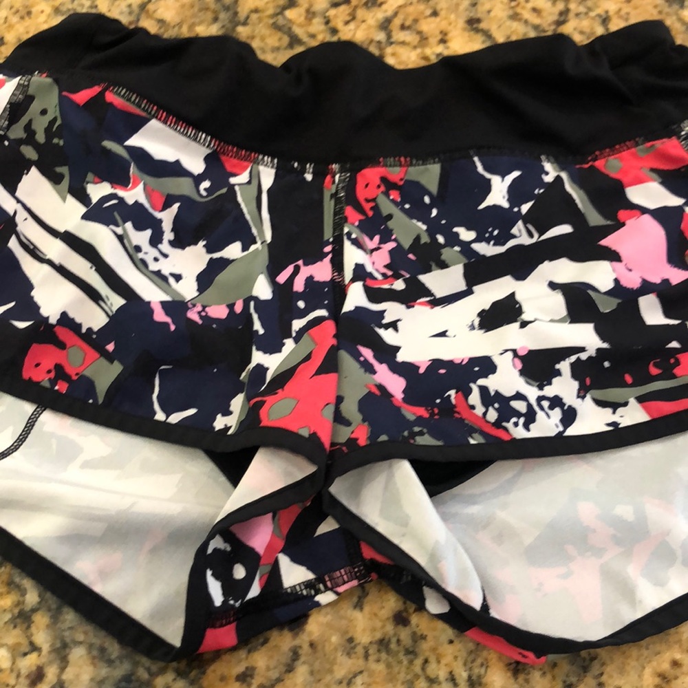 Lululemon shorts. Sz 6